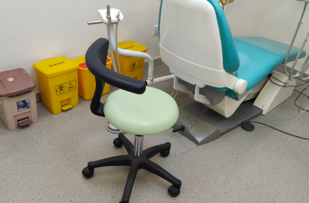 鄭州植得口腔醫(yī)院全瓷牙能用多久?2024全瓷牙價格